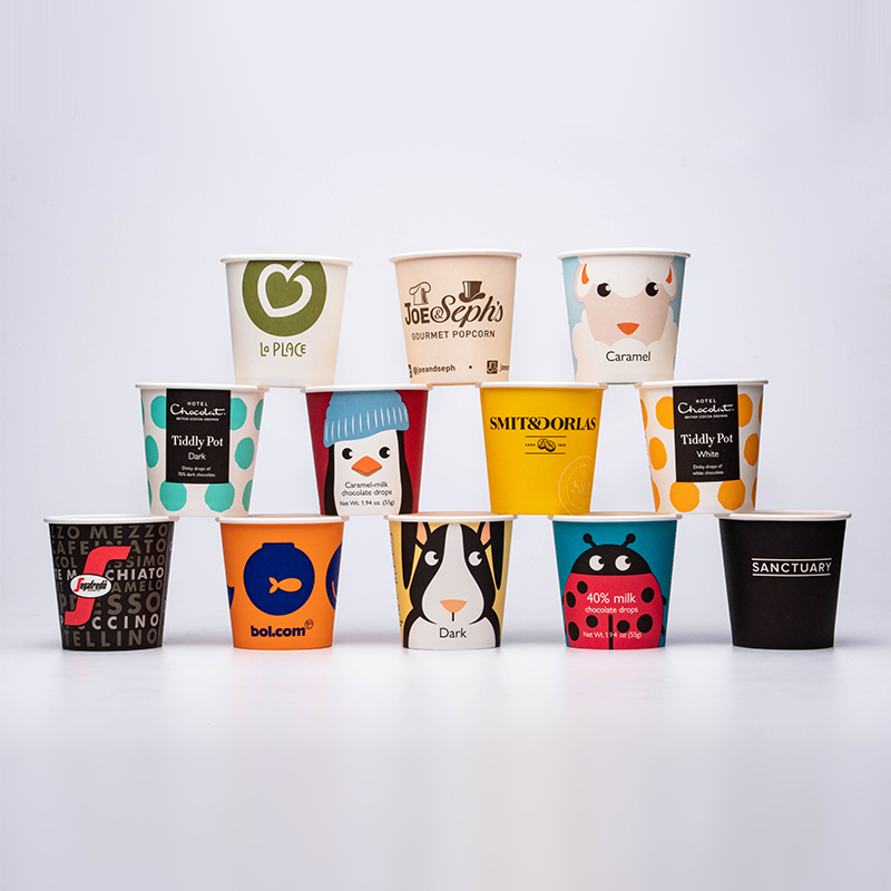 Egyetlen Wall Paper Cup