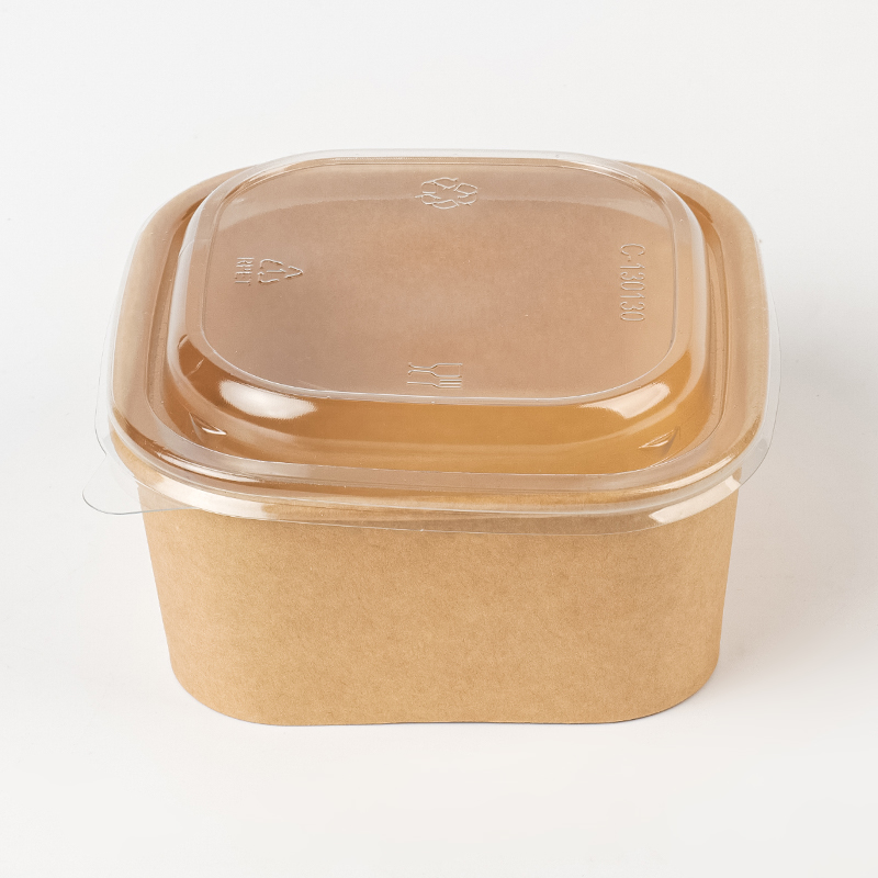 Téglalap és négyzet alakú papírtál